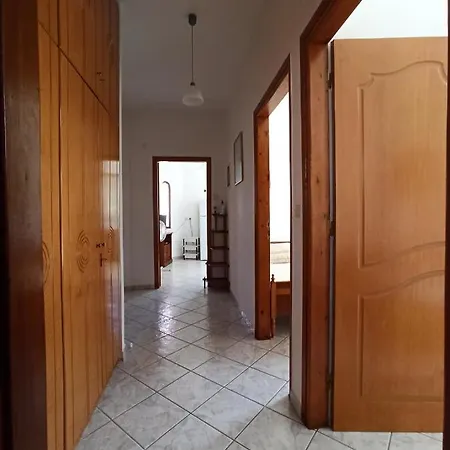 Διαμέρισμα Happy Days *