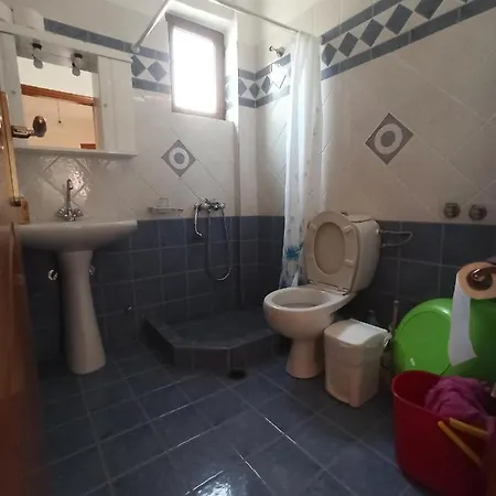 Happy Days Τυρός