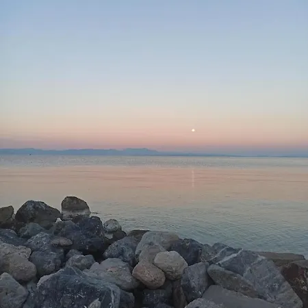 Διαμέρισμα Happy Days Τυρός