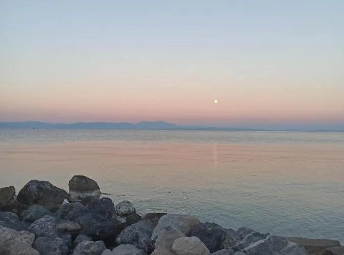 Διαμέρισμα Happy Days Τυρός